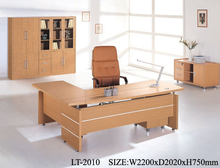 Executive Desk (LT-2010)
