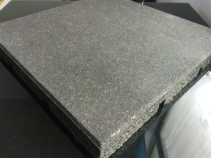 Shock-absorbing Interlocking Rubber Floor Tiles