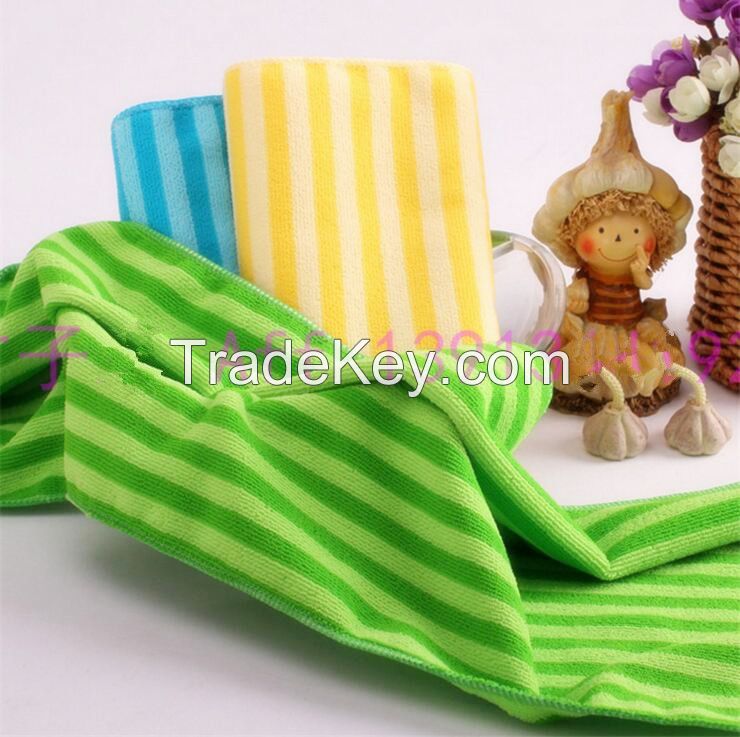 Yarn-dyed color striped microfiber cleaning towel