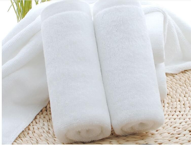 One-off white face towel,disposable face towel