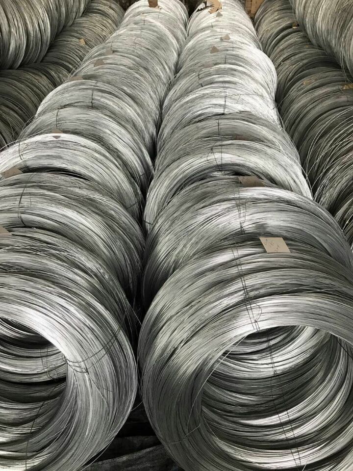 High tensile strength high carbon factory direct sale galvanized steel wire for ACSR 1.4mm, 1.6mm, 2.8mm