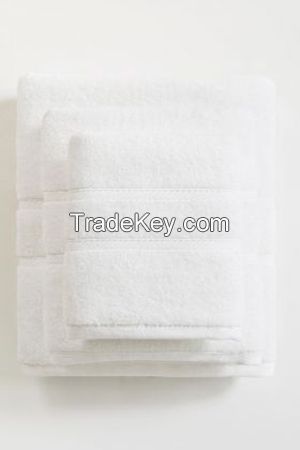 white plain Towel