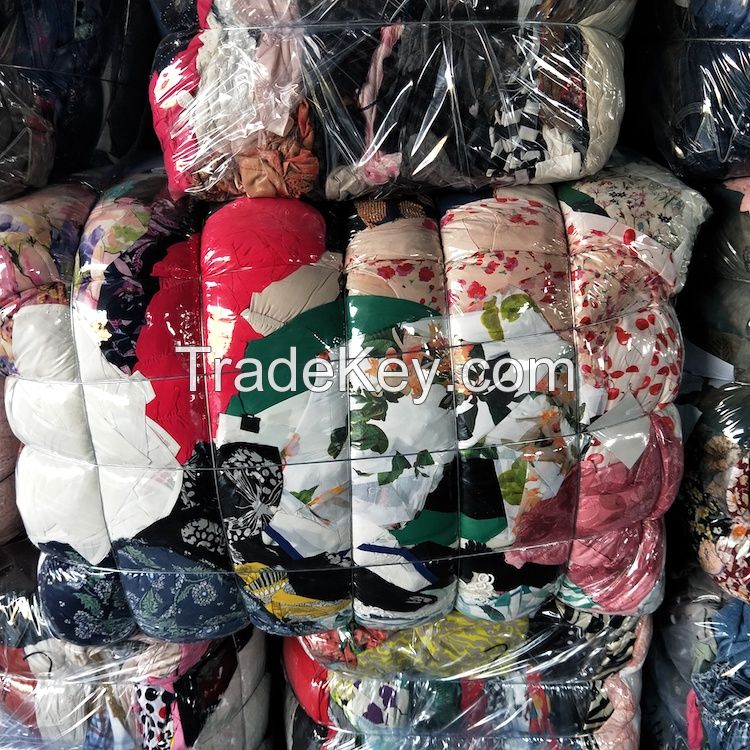 Fashion Grade A quality second hand clothes used clothing and used clothes in bales for sale