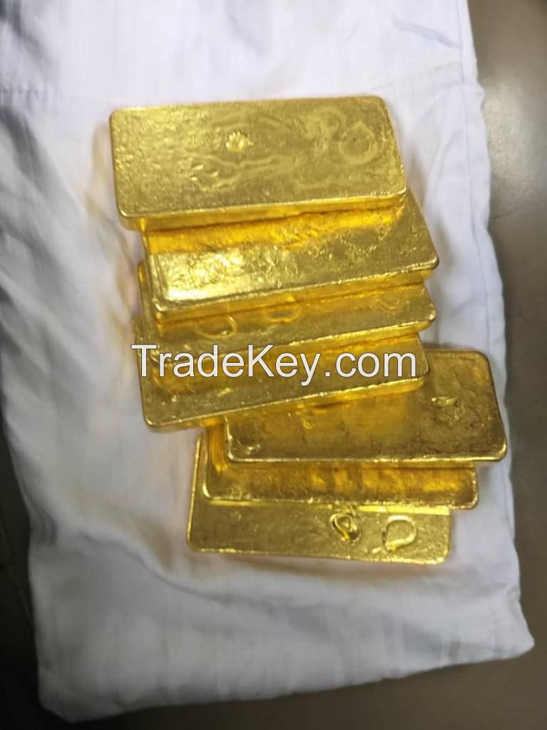 Gold bar and Gold dust 