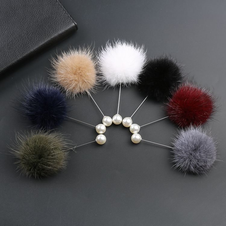 Brooches for Women's Accessory Pin Long Needle Lovely Mink Fur Ball Brooch Set Luxury Brooch Pin Cc Brooch Gifts for Men