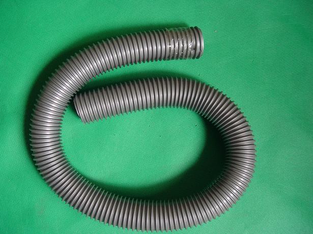 Vacuum cleaner pipe