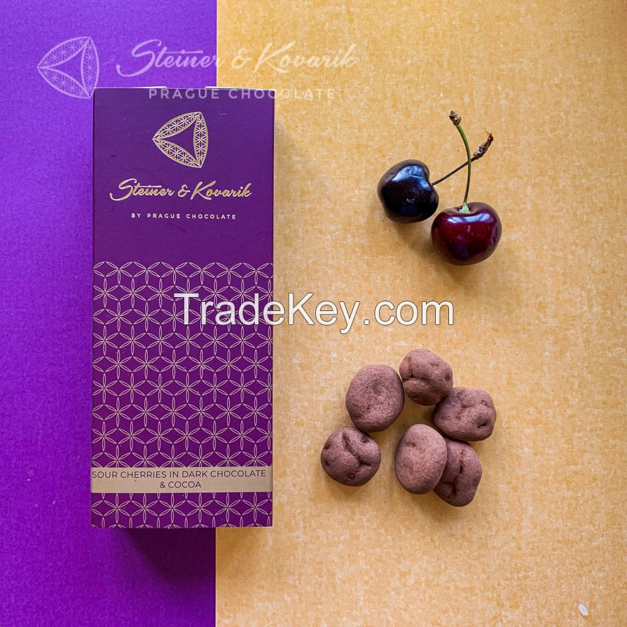 Fruit in dark chocolate