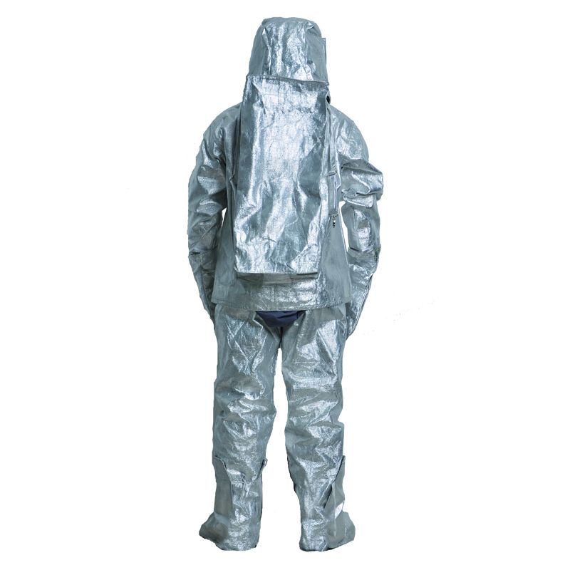 Fold-resistant Fire Insulation Suit