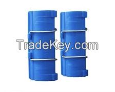 Plastic patching clip for scaffolding