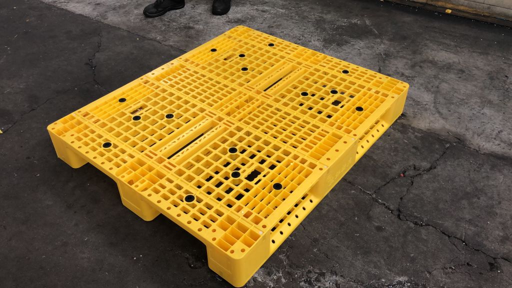 HDPE/PP Plastic Pallet 