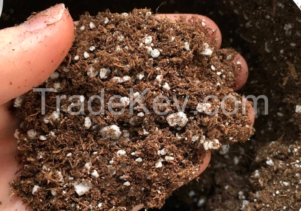 QUALITY CHEAP BONSAI GRASS VEGETABLE FLOWER POTTING SOIL COCO PEAT SUBSTRATE COIR PITH GREENHOUSE GARDEN LANDSCAPE POTTING MIX 