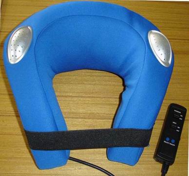Neck massager with heat