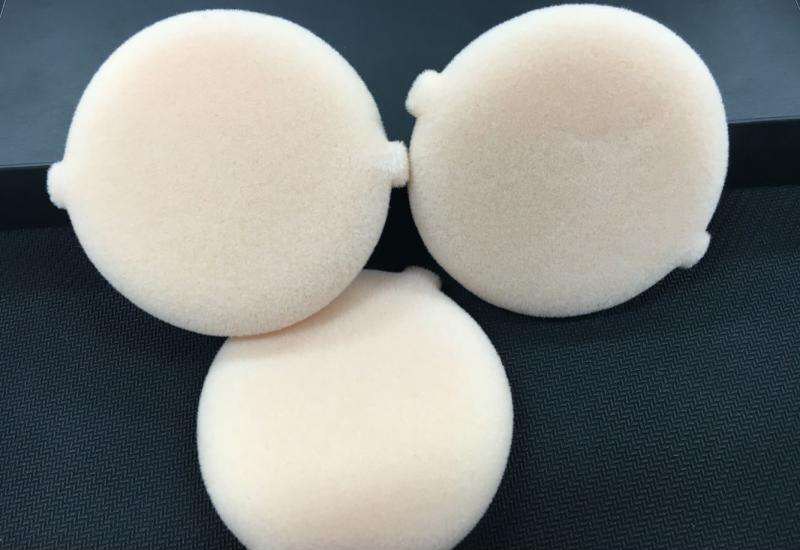 Soft and comfortable sponge puff