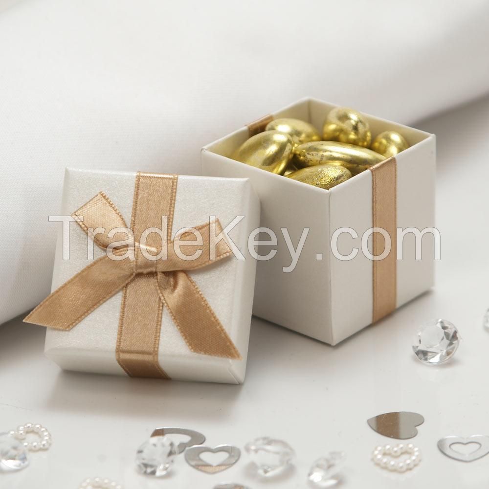 High quality custom logo gift packaging box paper gift box with handle / Paper Packaging printing