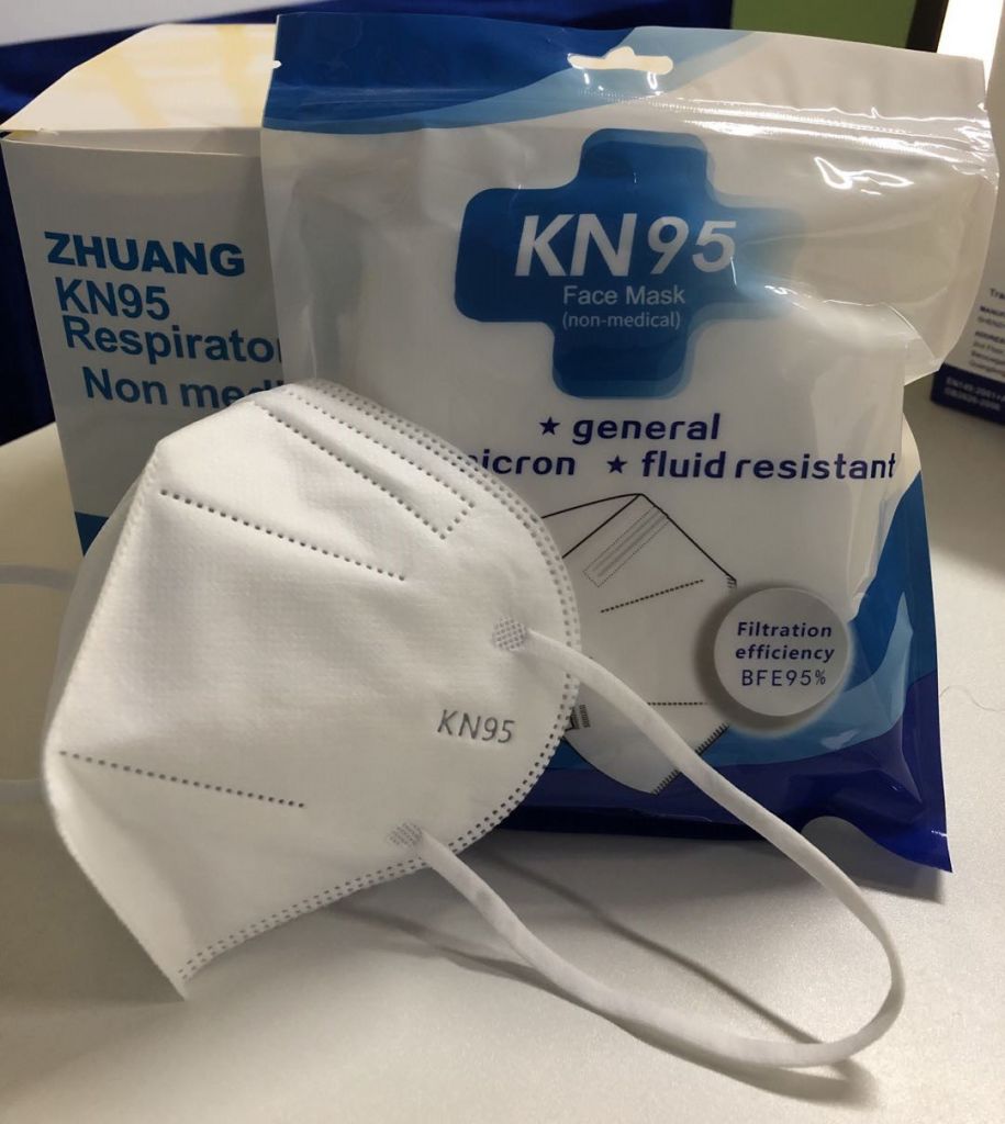 In Stock Face Mask KN95 Protective Mask Disposable Mask CE Approved Non-woven Fabric+ Melt-blown