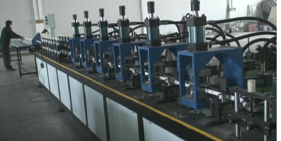 Hydraulic Automatic T-grid machine