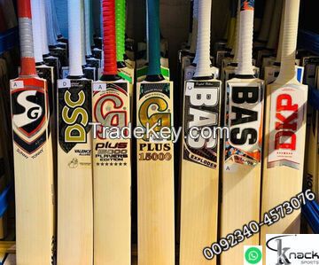 Details about   MB Malik " Super Test " Cricket Leather Hard Ball 