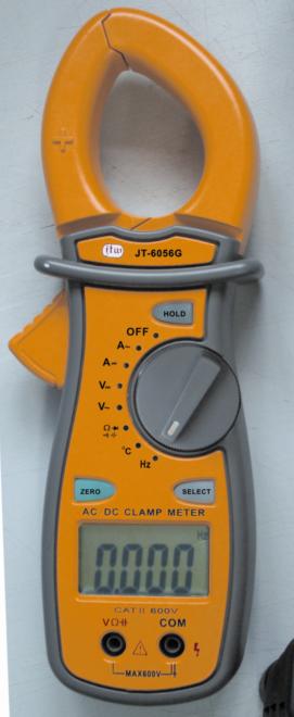 Digital clamp meter