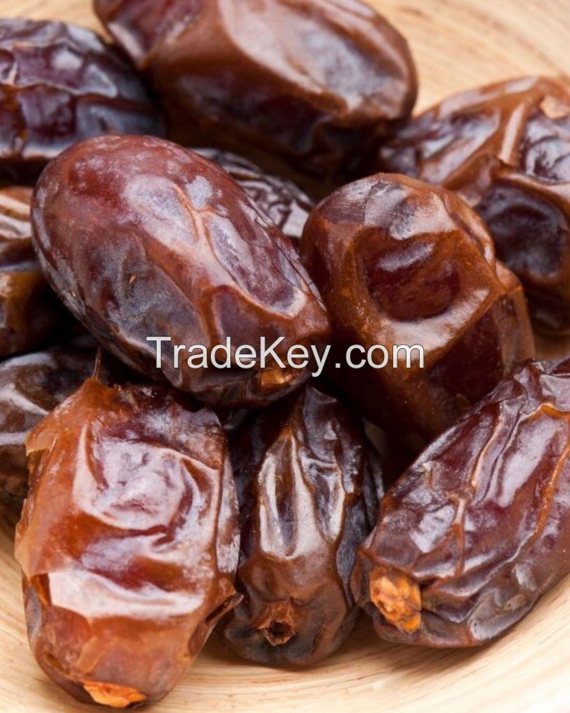 Quality organic Fresh and Dried Dates