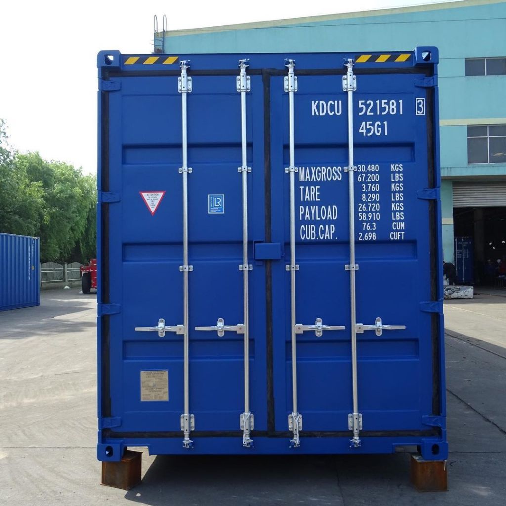 USED AND NEW SHIPPING CONTAINERS