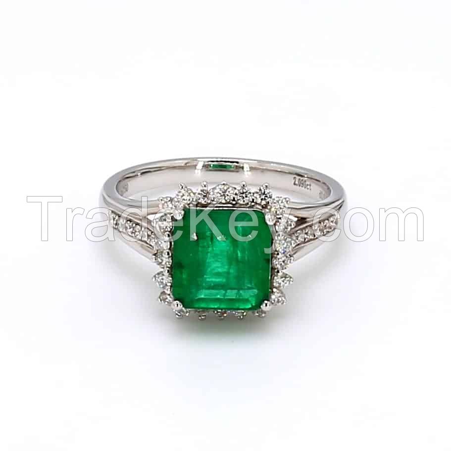 18K Emerald Ring Octagon 2.09 Cts