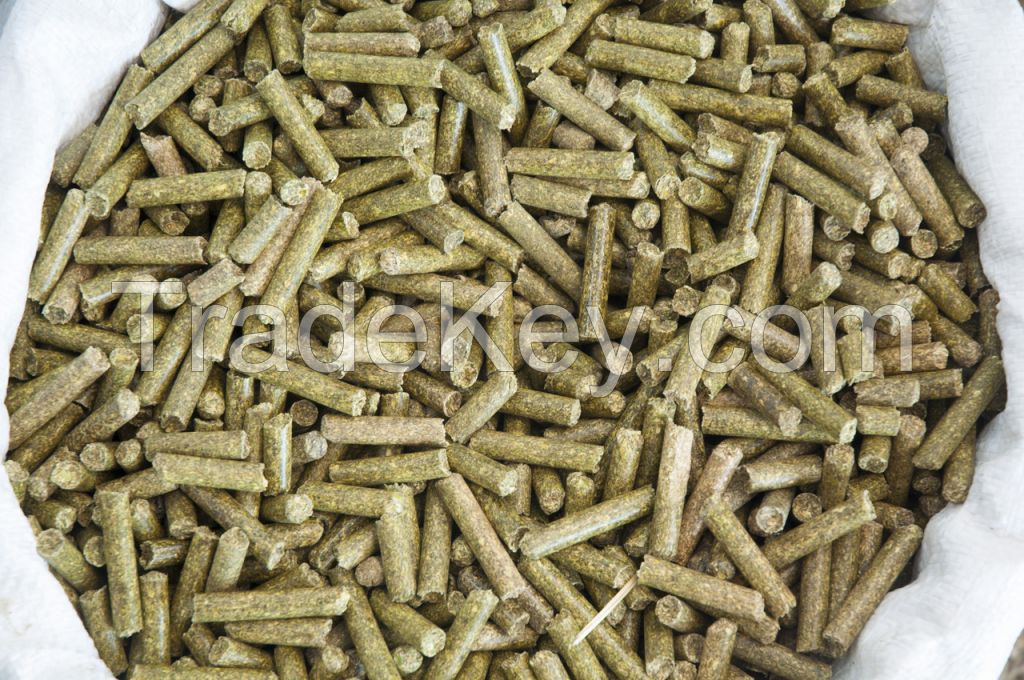 Alfalfa pellets