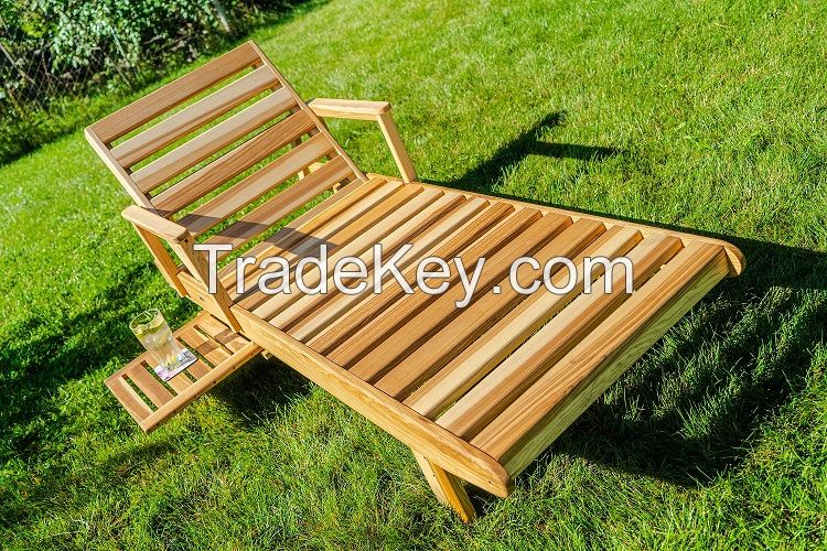 Wooden sun lounge  with extendable table