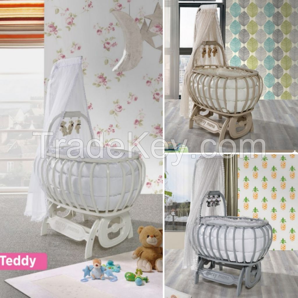 Mercy Mama Teddy Basket Crib