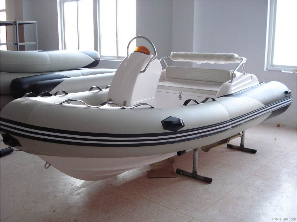 rigid infatable boat