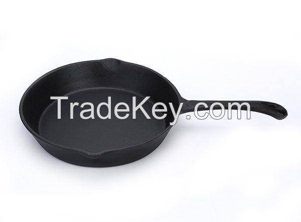 cast iron skillet with long handle