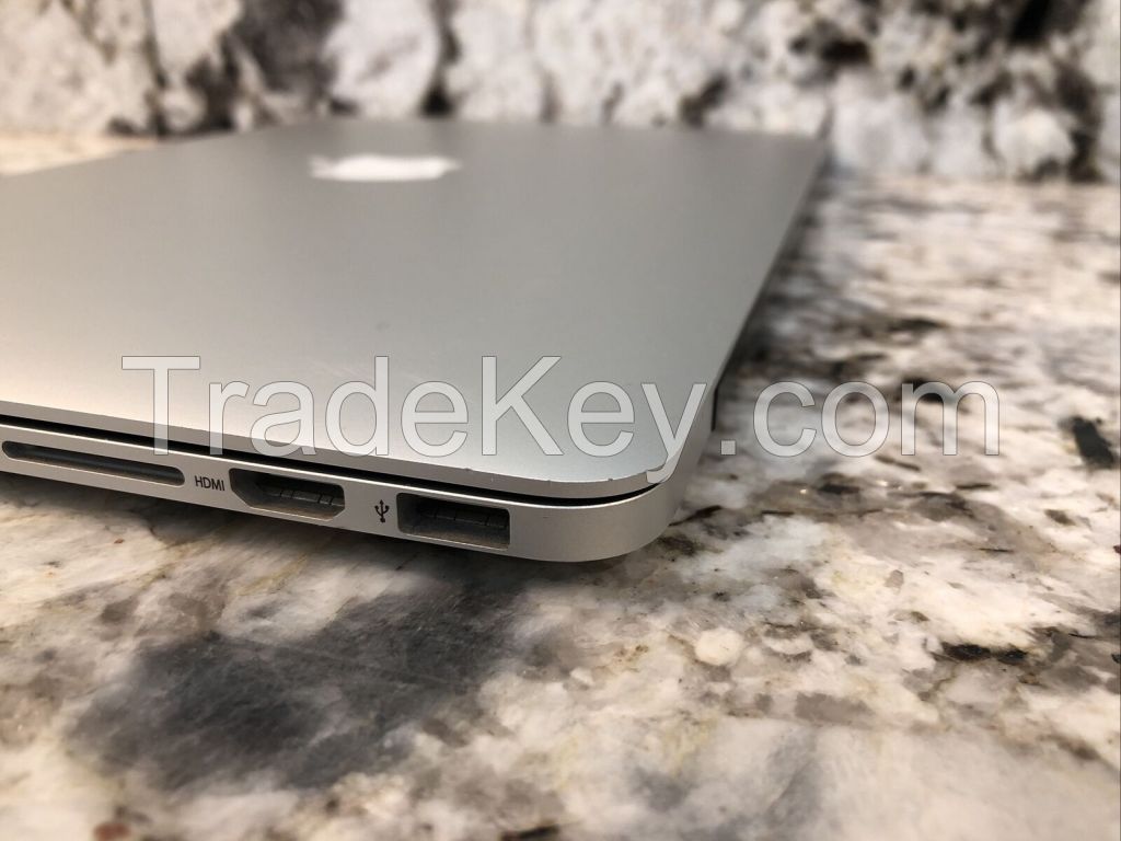 MacBook Pro MF 843 LL/A 13 Laptop Core i7