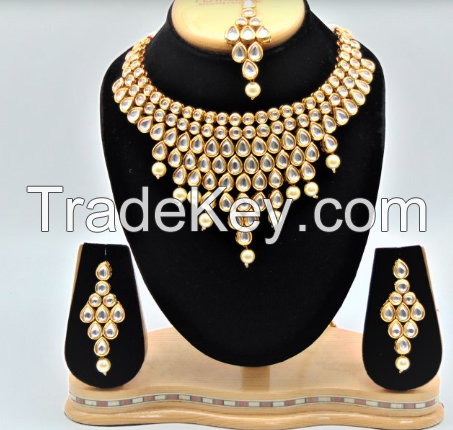 Ethnic designer Kundan earring set with real Kundanâ€™s