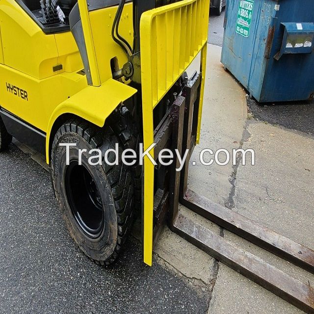  2005 HYSTER FORKLIFT H120XM LIFTS 11,300 LBS LIFT CAPABLE- NEW HOSES NEW TIRES