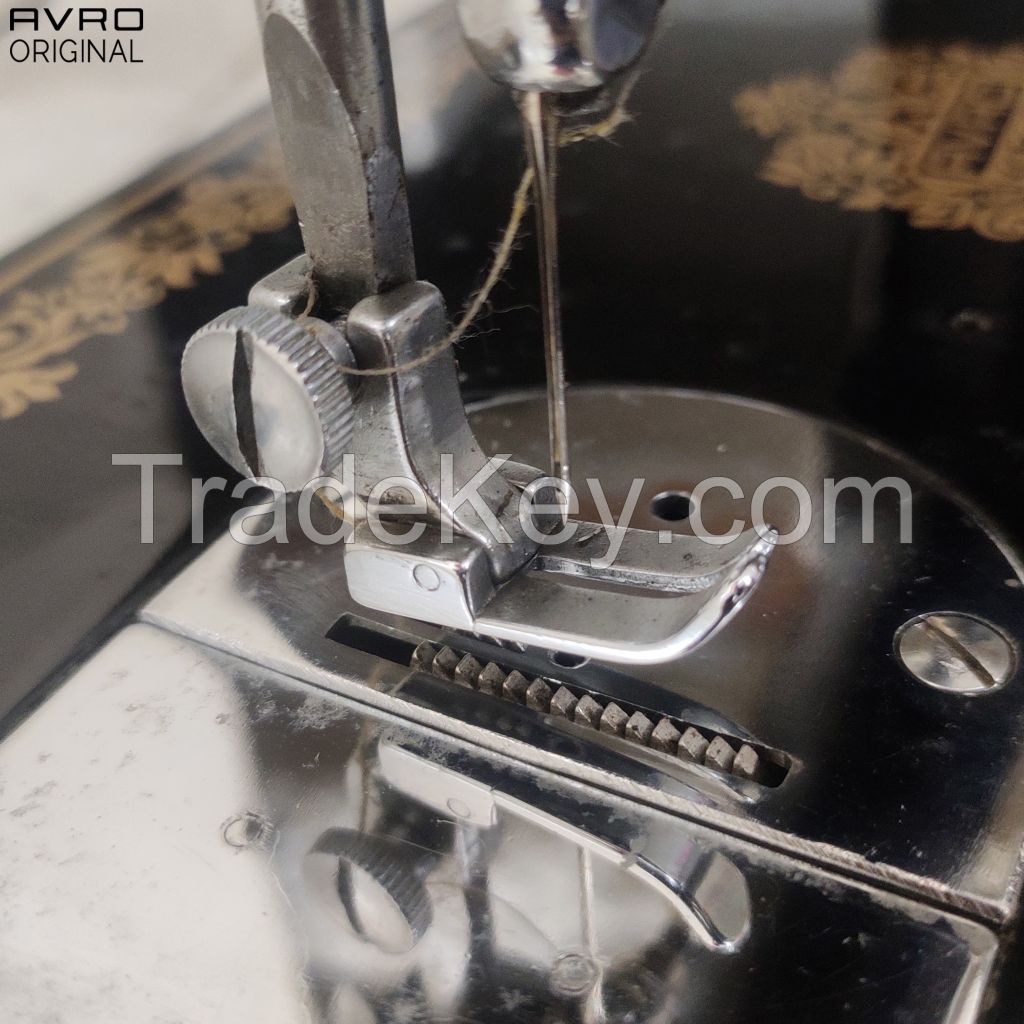 Industrial sewing machine  