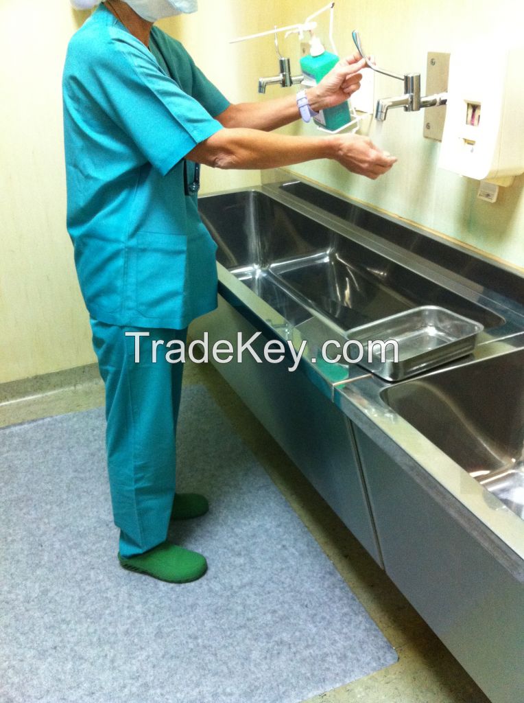 Absorbent mats for hospital  use.