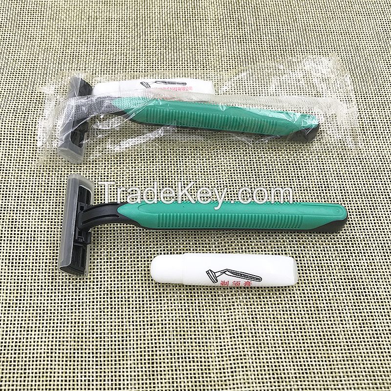 Disposable Triple Blade Shaving Razor