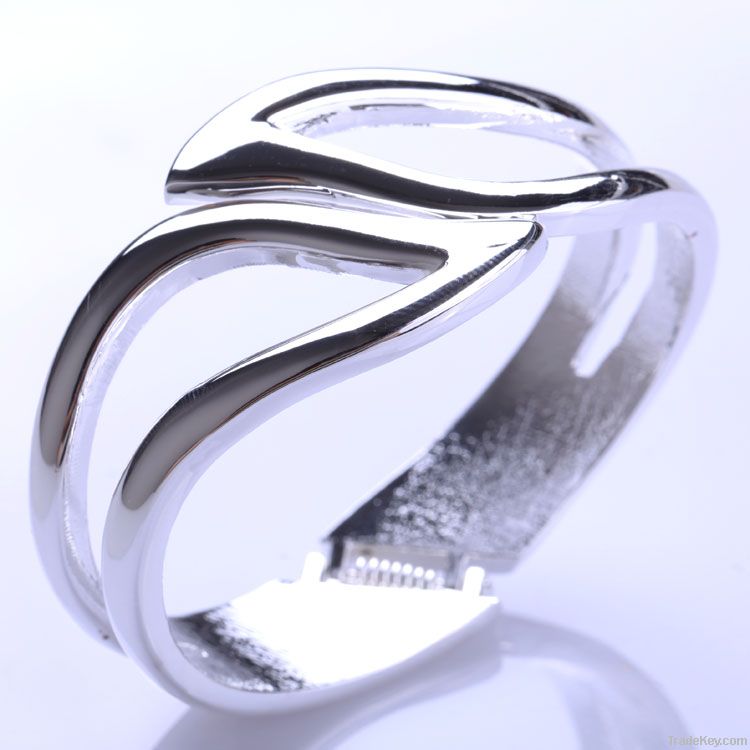 fashion hollow chain crystal silver Retro wave cuff bracelet jewelry