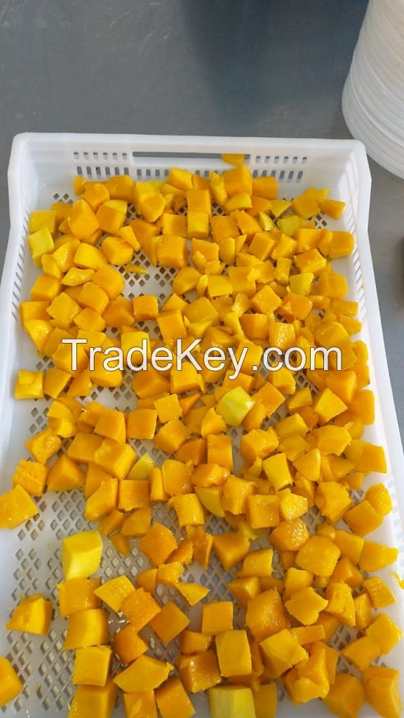 IQF MANGO HALVES AND CHUNKS