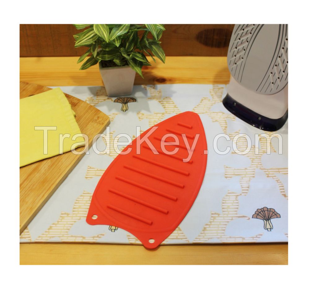 Kesaria Silicone Iron Rest Pad / Ironing Insulation Mat