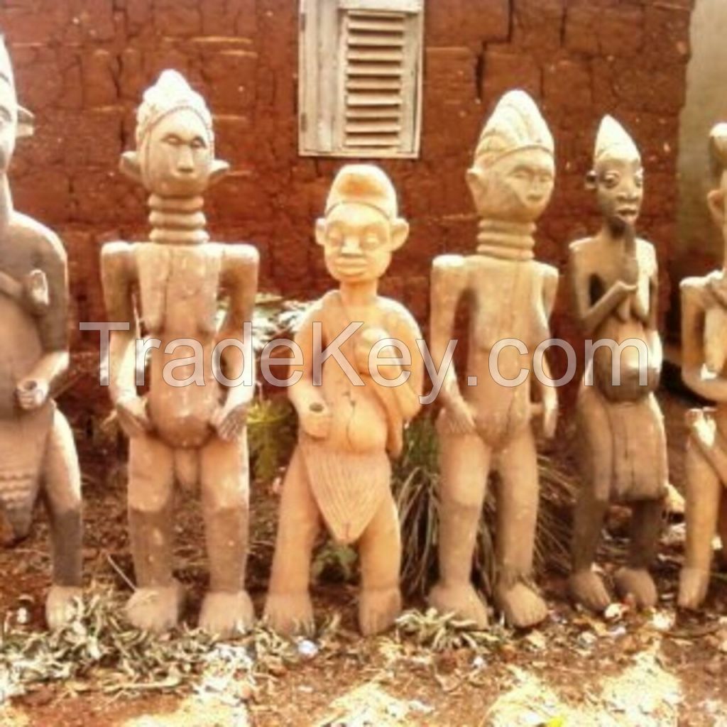 Wooden Ancient Cameroon Antique Collection