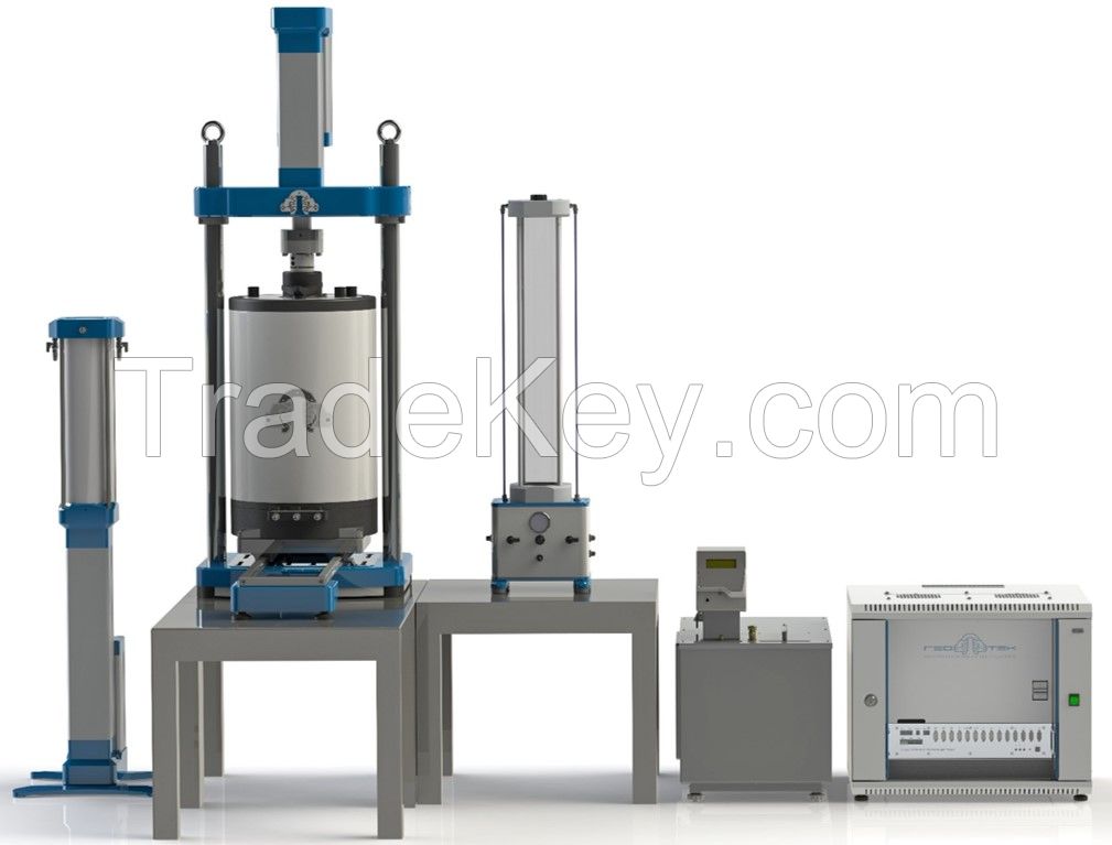 TRIAXIAL TESTING SYSTEM OF FROZEN SOILS