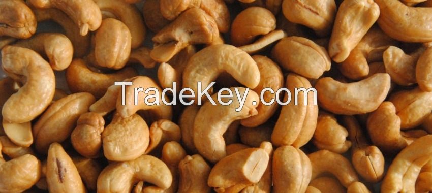 Cashew Nuts (Anacardium occidentale), Garlic (Allium sativum) , Honey , Bitter Kola (Garnicia Kola)  , Ginger ,