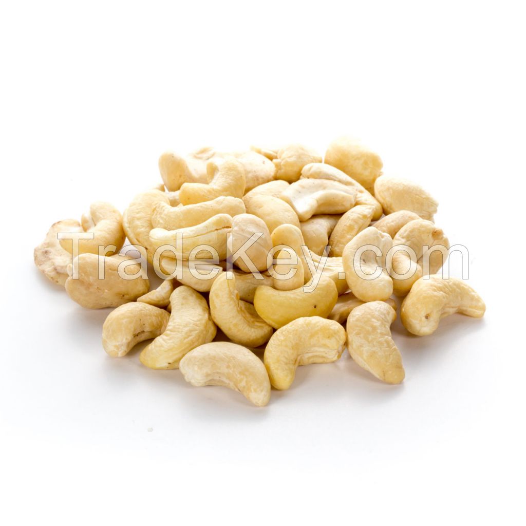 Raw cashew nuts