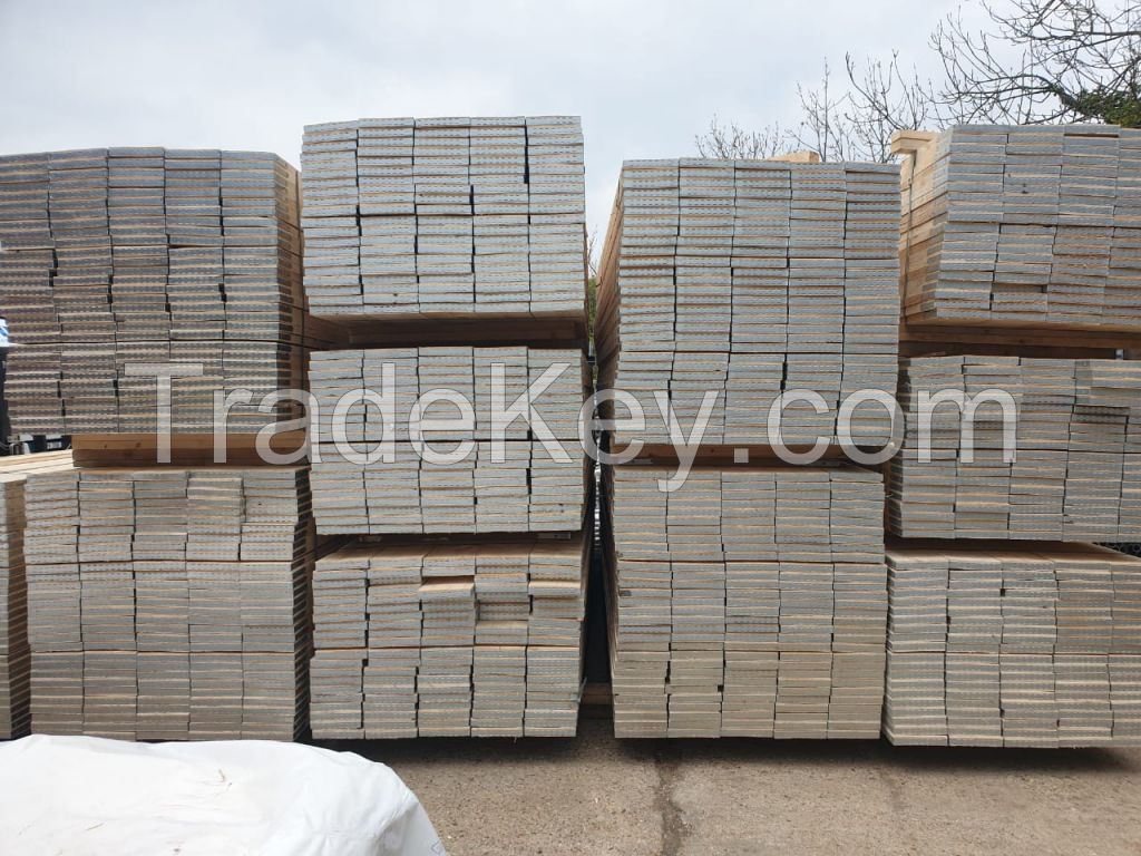 Timber scaffold board