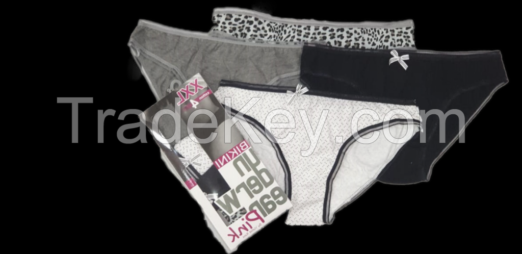 4 Panties Set