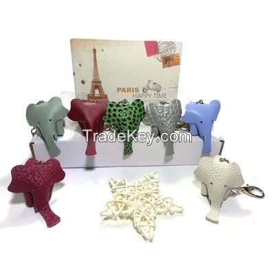 OEM Cute Gold Plating Animal Leather Keychain CE Certification