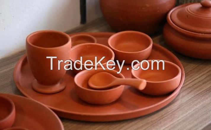 CLAY POTS, PLATES, COOKING POT