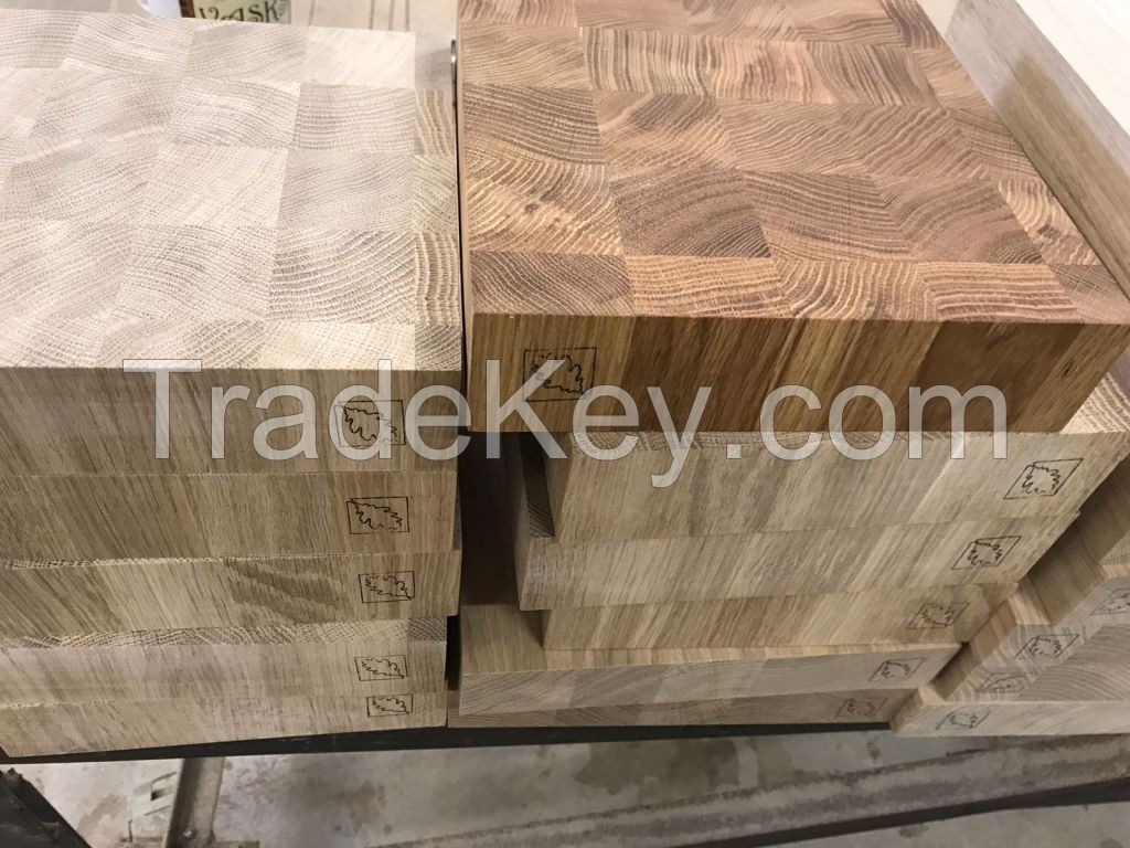 Solid oak wood  panels continuous lamellas in different dimensions (class A/A, A/B)