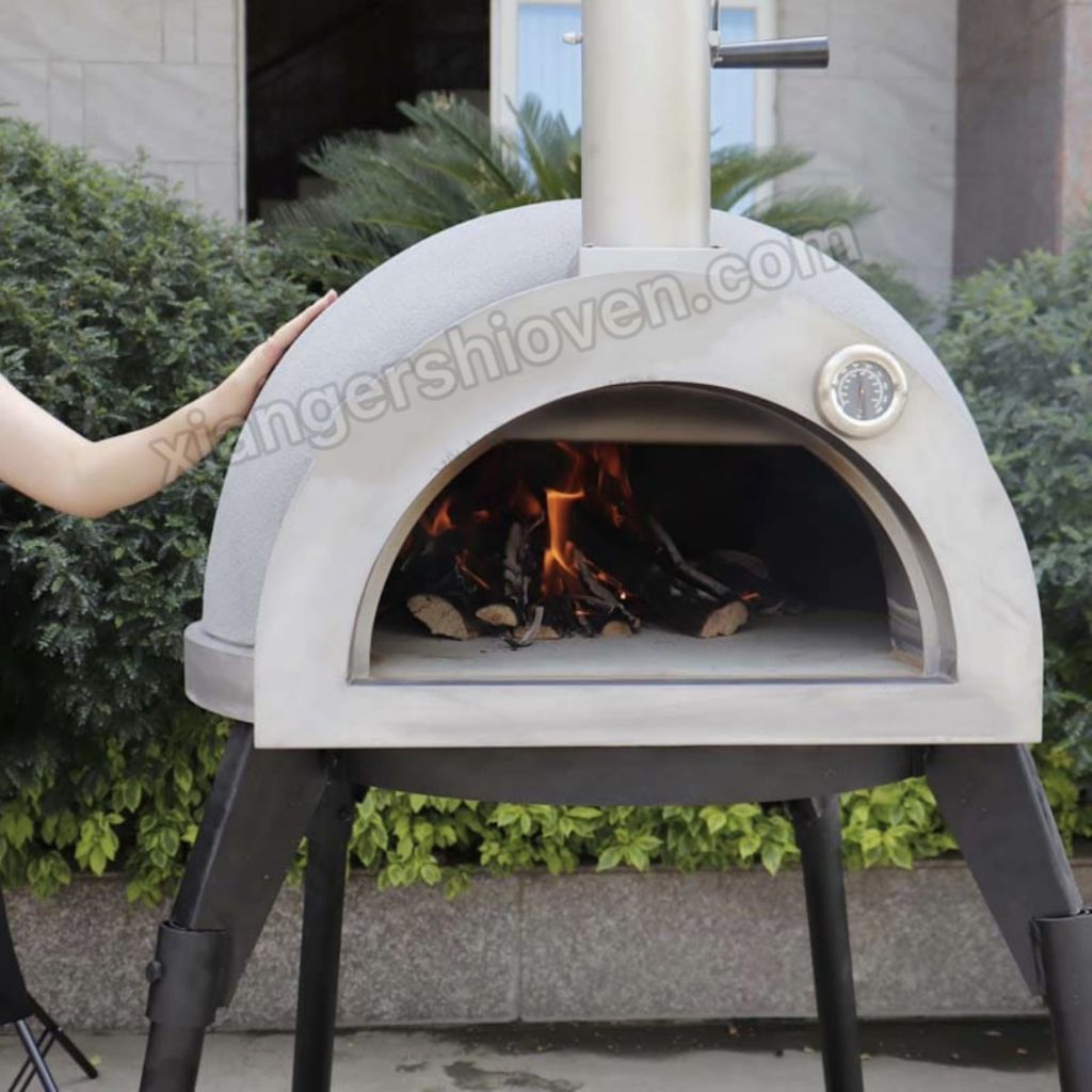 OEM/ODM New Design Wood-Fried Clay Pizza Oven