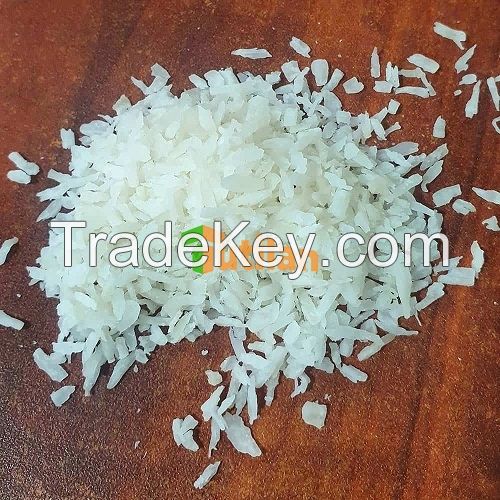 HIGH QUALITY BEST PRICE  LOW FAT, MID FAT, HIGH FAT DESICCATED COCONUT  FINE AND MEDIUM GRADE 